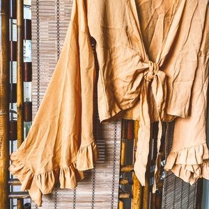 🔹 BUY 1 GET 1 FREE Bell Sleeve Front Tie Crop